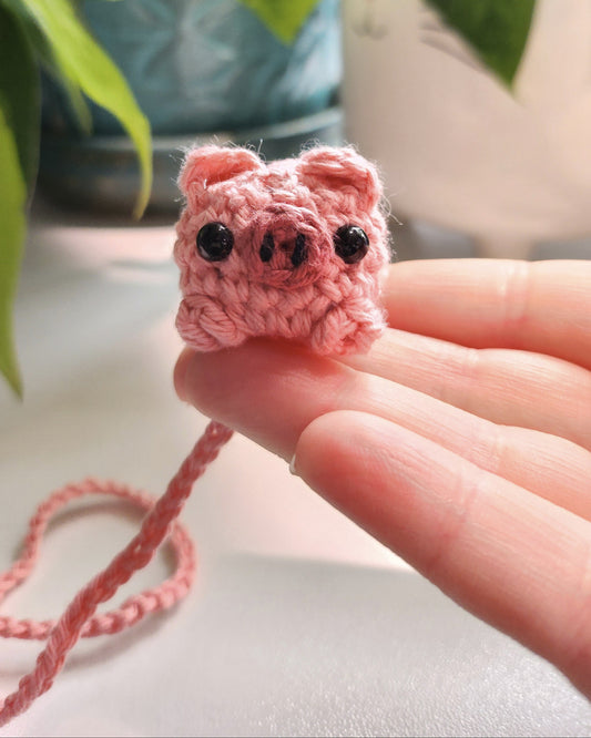 Poppy the Pig Crochet Bookmark