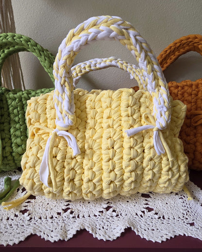 The Little Bow Bag Crochet Pattern